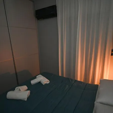 Rest Edipsos Lejlighed *